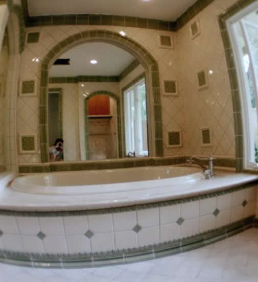 Tile tub and surround